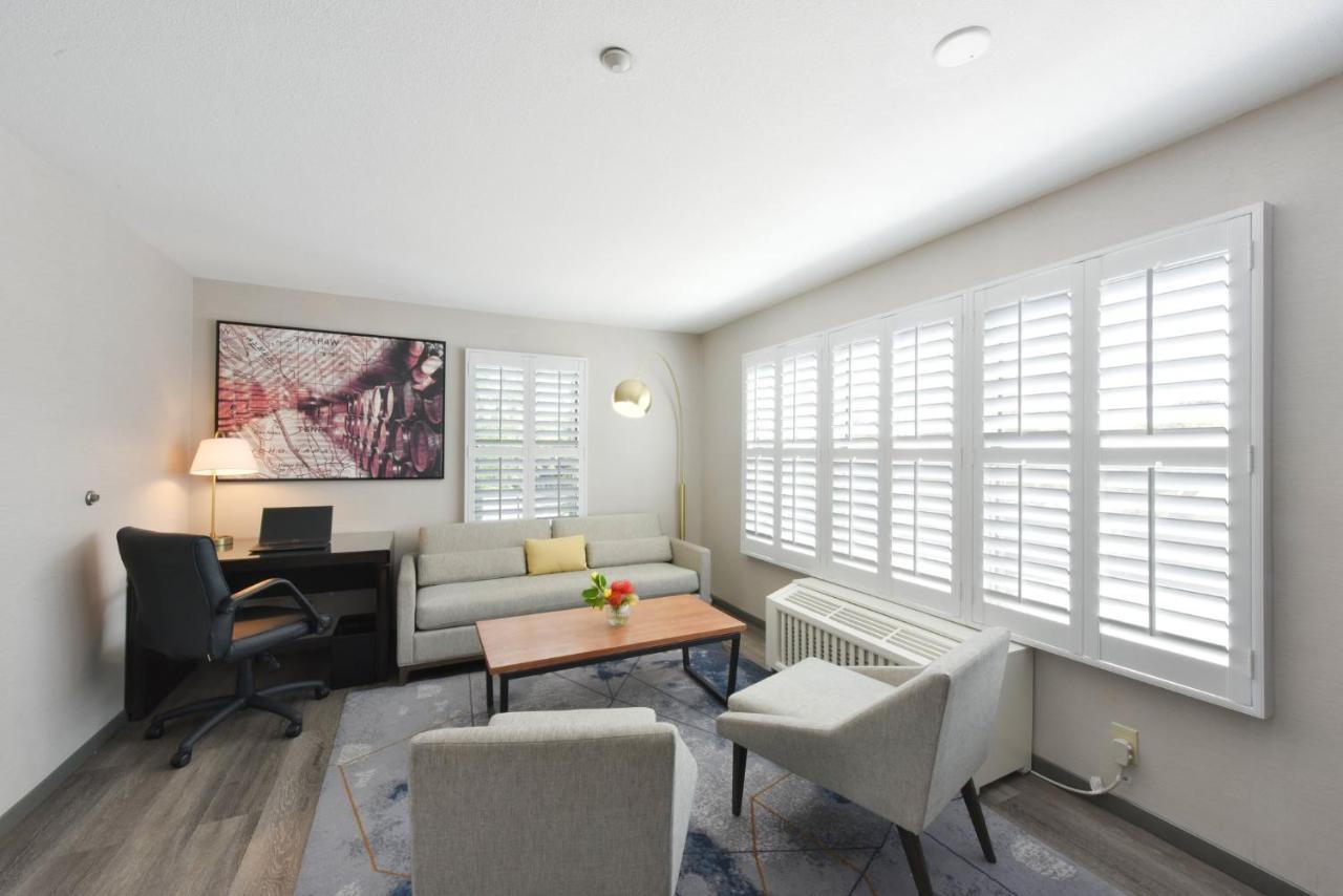 Hotel Indigo Napa Valley By Ihg Экстерьер фото