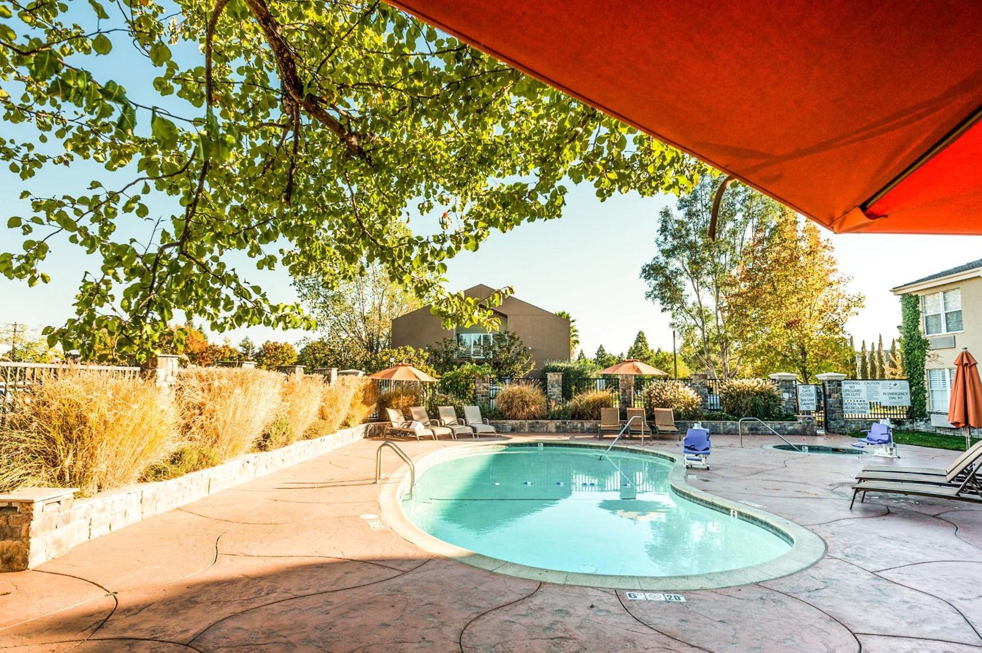 Hotel Indigo Napa Valley By Ihg Экстерьер фото