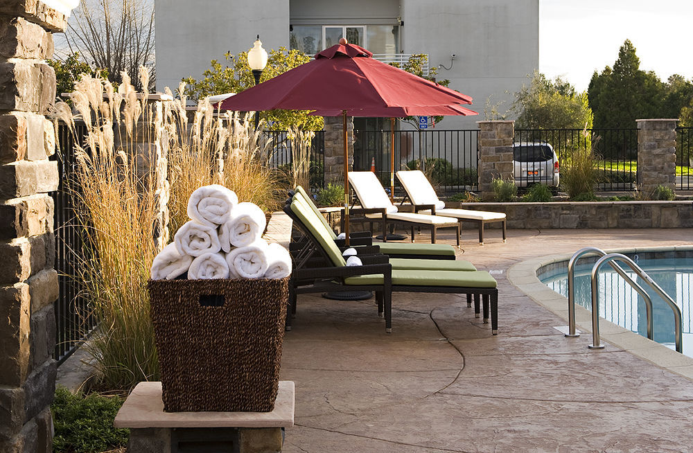 Hotel Indigo Napa Valley By Ihg Экстерьер фото